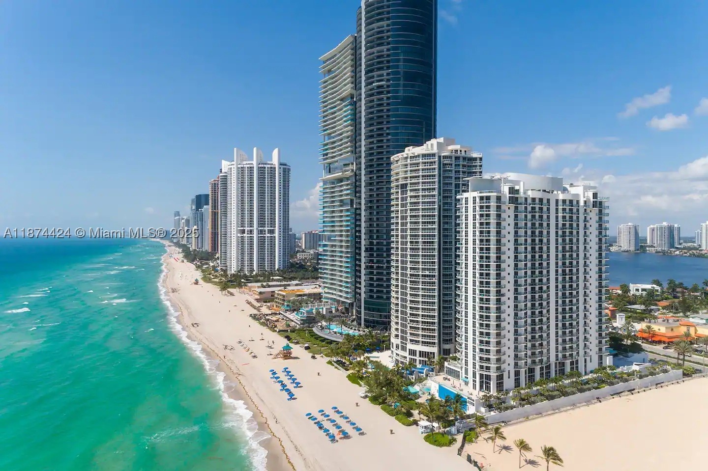 18683 Collins Ave 1609 — photo