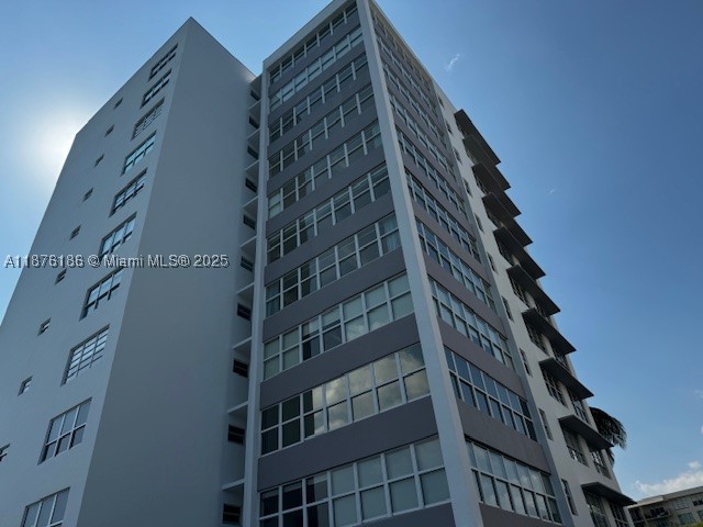 9100 W Bay Harbor Dr 7a — photo