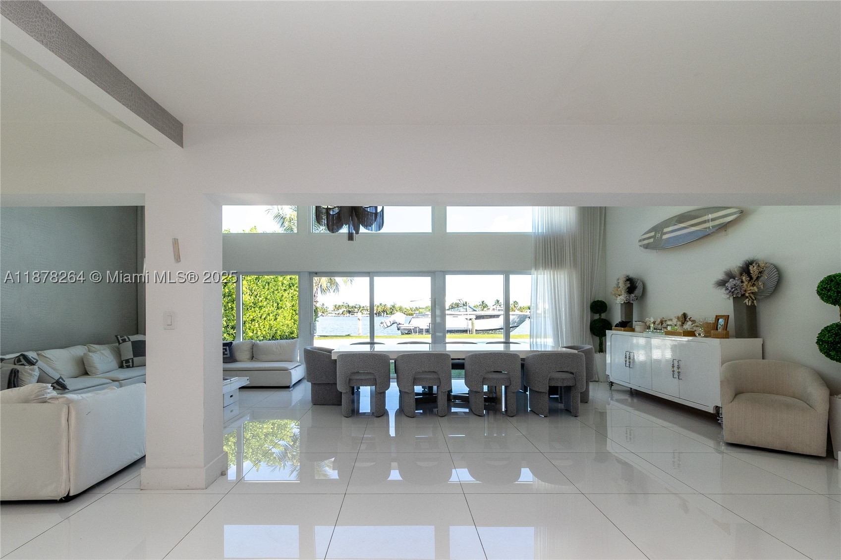 1215 N Biscayne Point Rd — photo