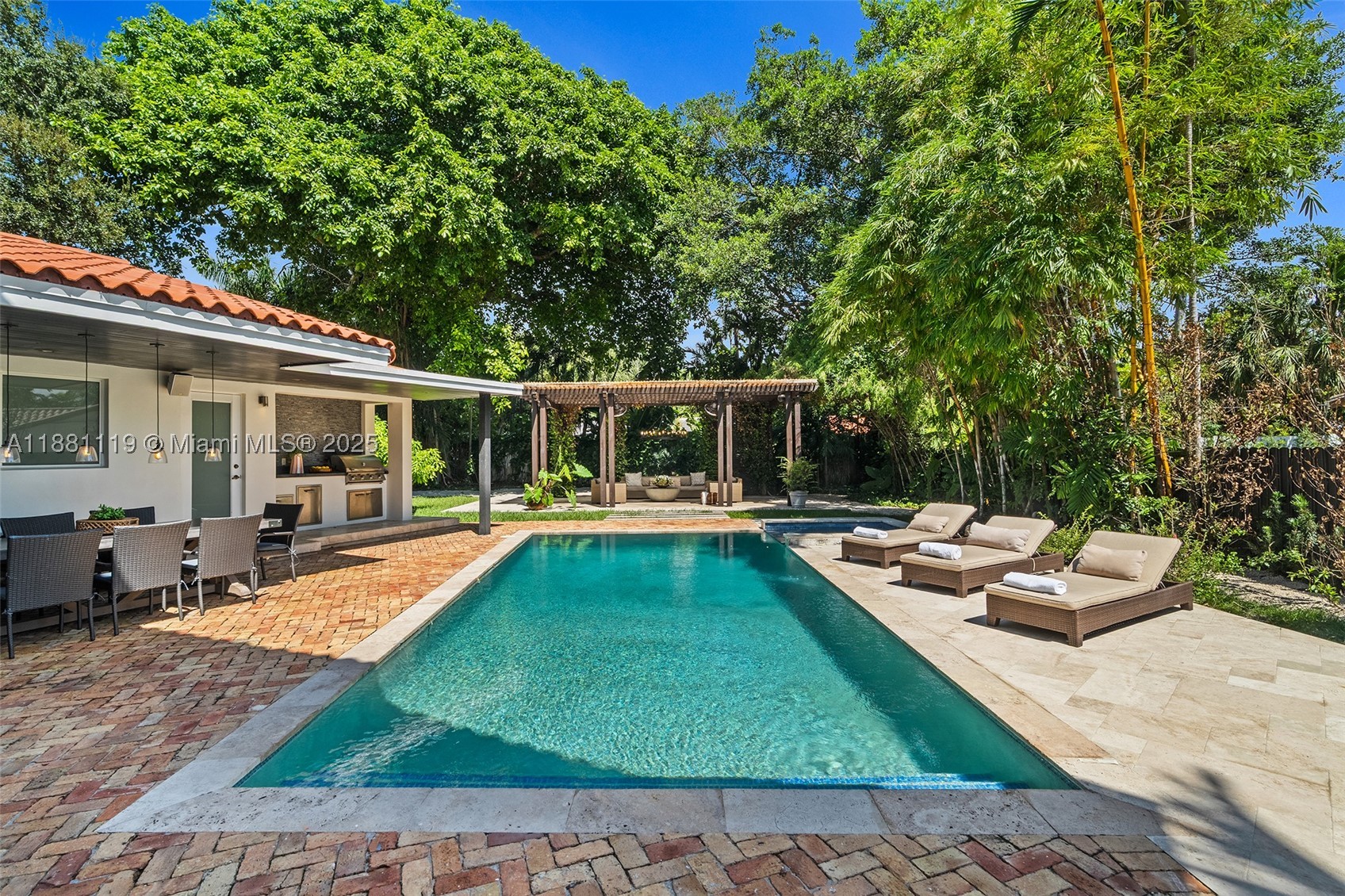575 Bay Point Road, Miami, FL 33137 — photo 2