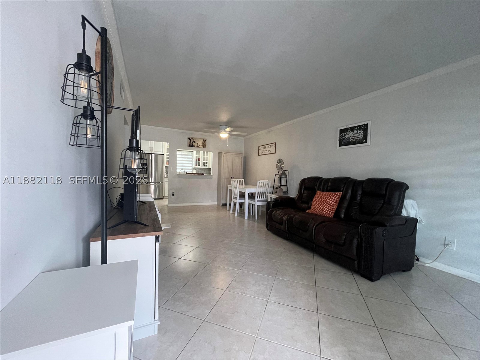 5387 SW 40th Ave 103 — photo