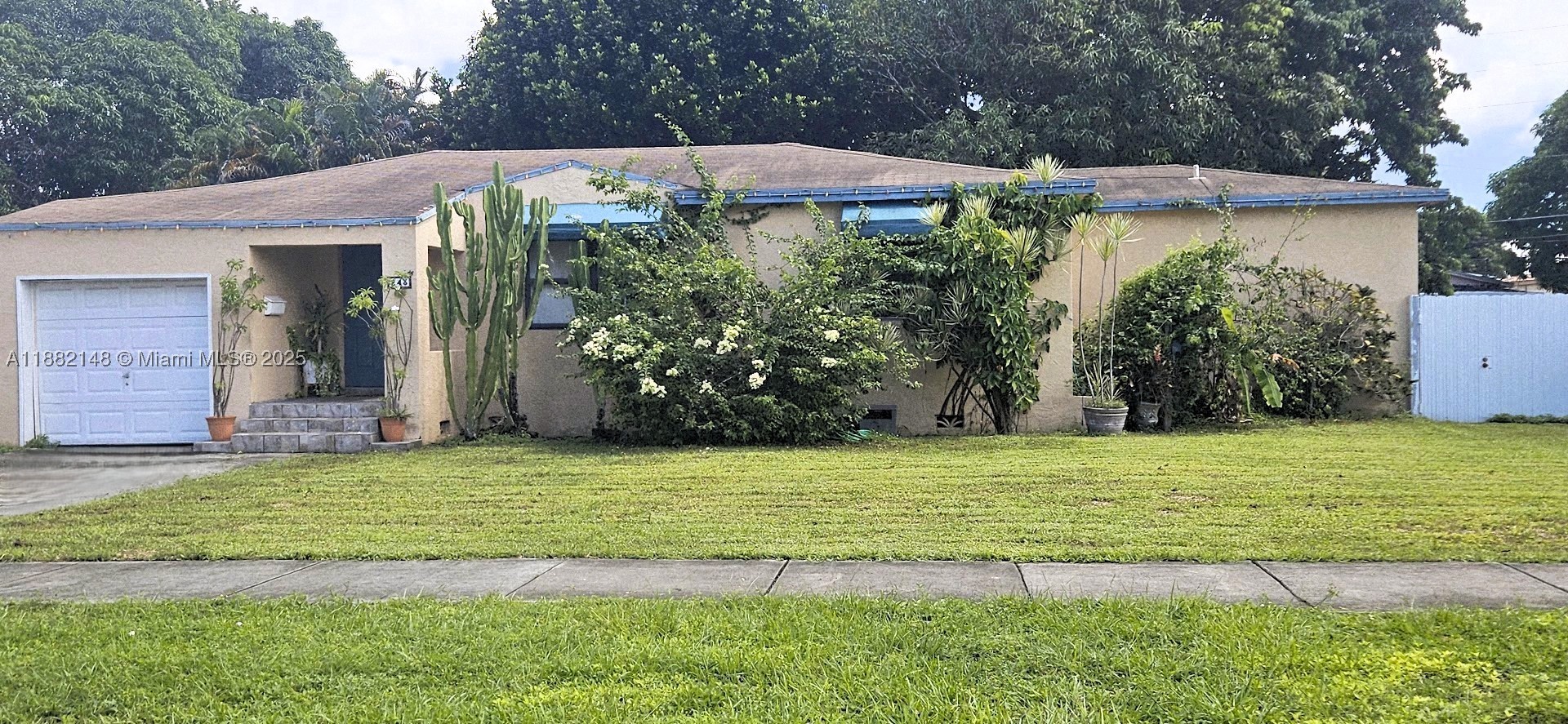 243 NW 62nd Ct — photo