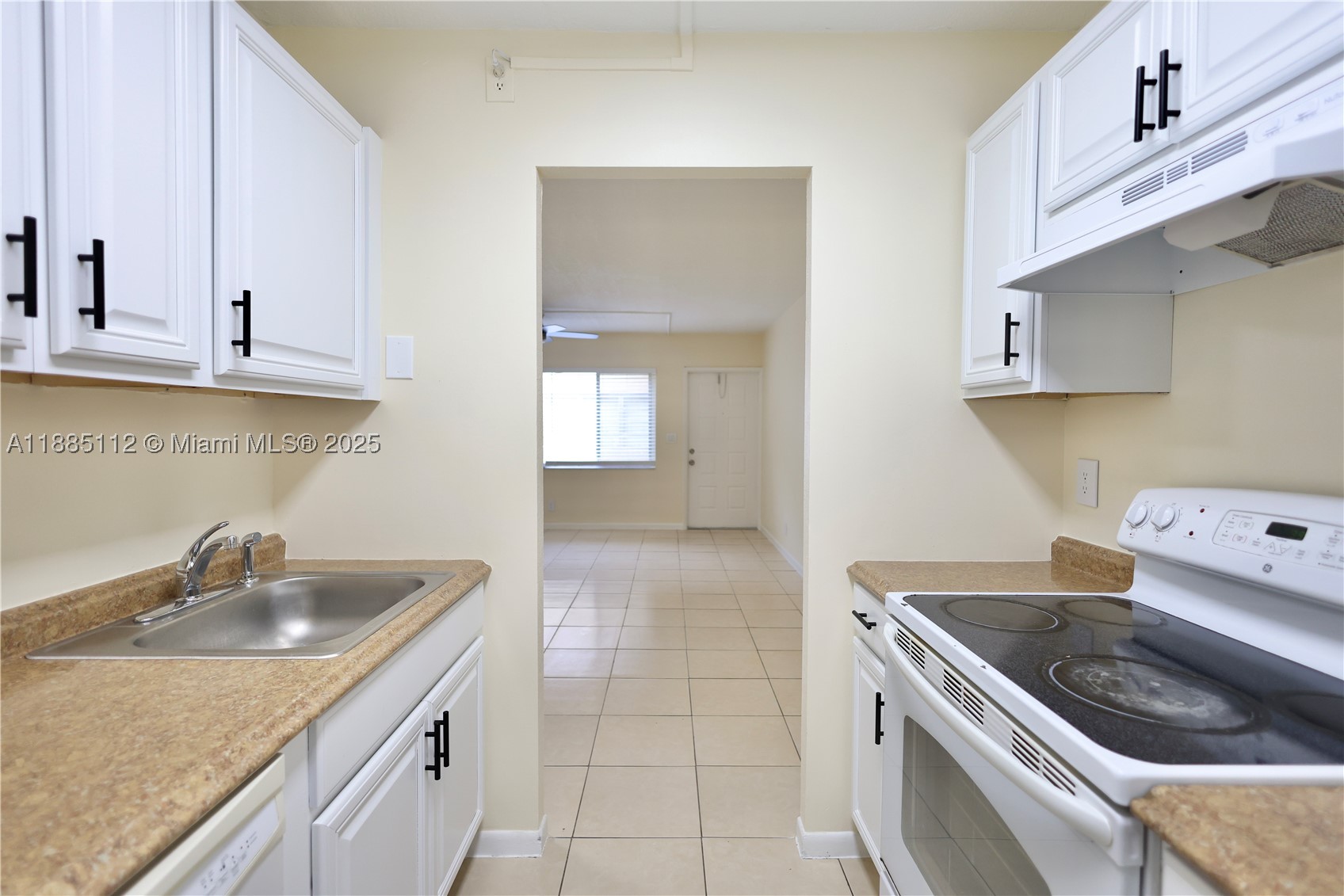 10016 Twin Lakes Dr 36-C — photo