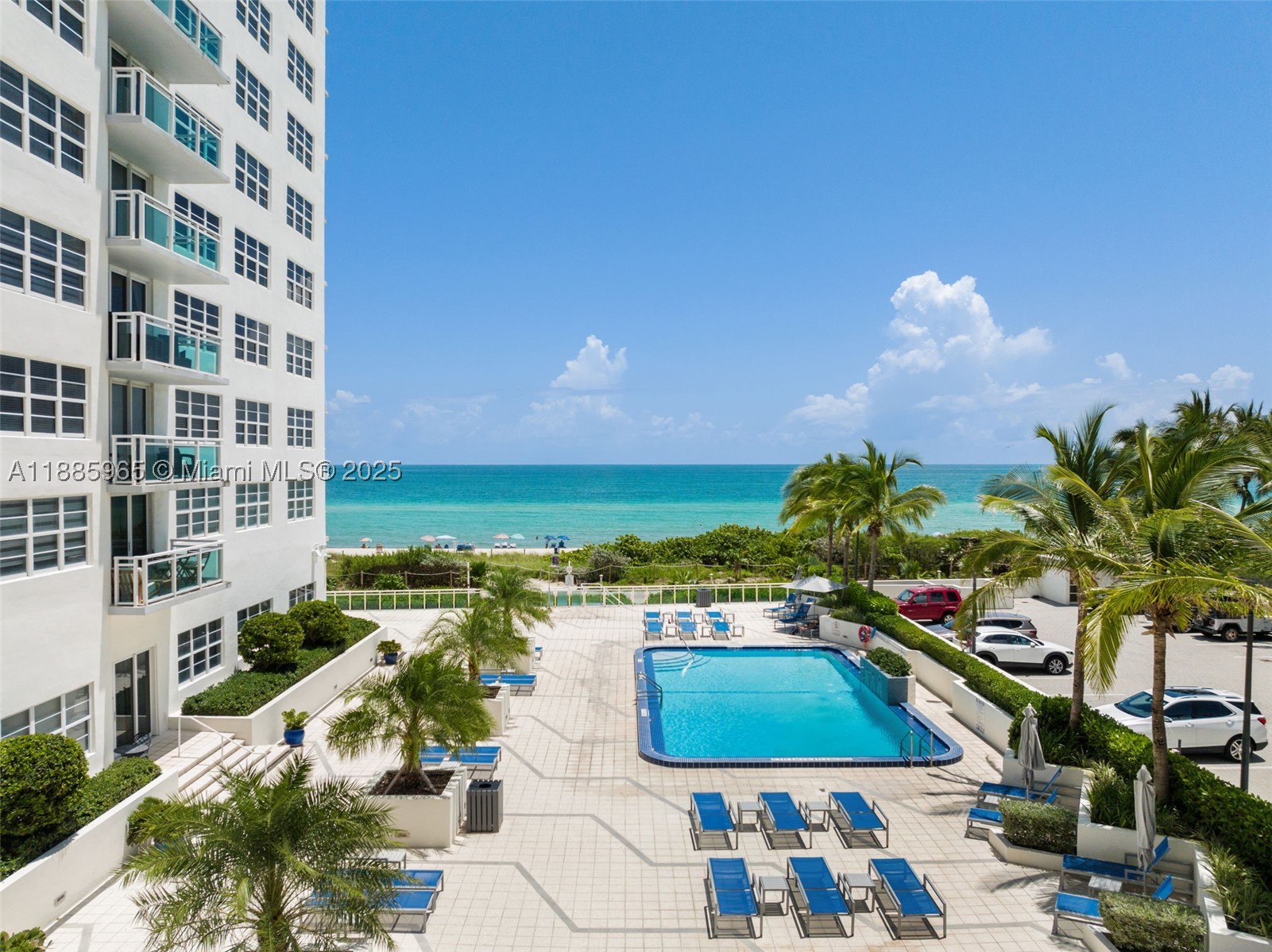 6917 Collins Ave 1505 — photo