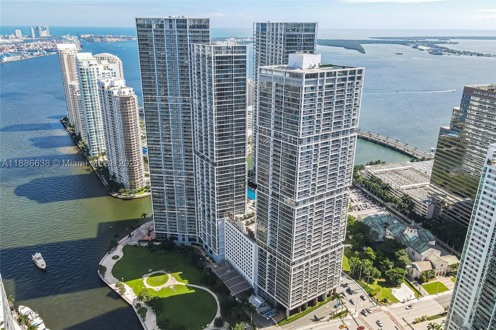 495 Brickell Ave Unit 1510 — photo