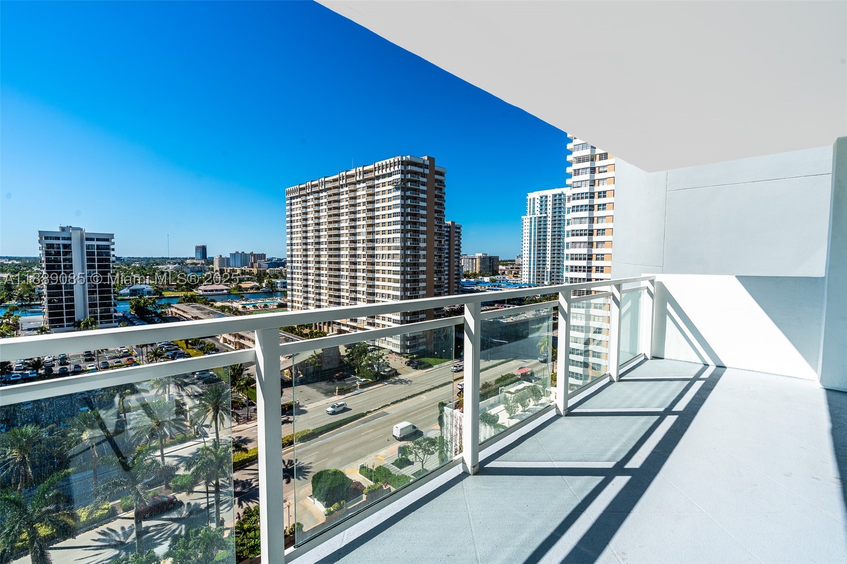 2030 S Ocean Dr 1127 — photo