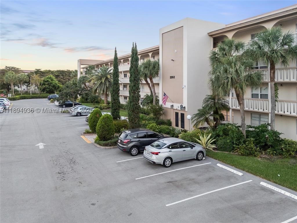 2202 Lucaya Bnd L3 — photo