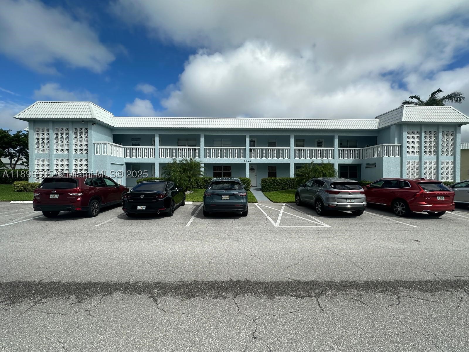 9848 Marina Blvd 811 — photo