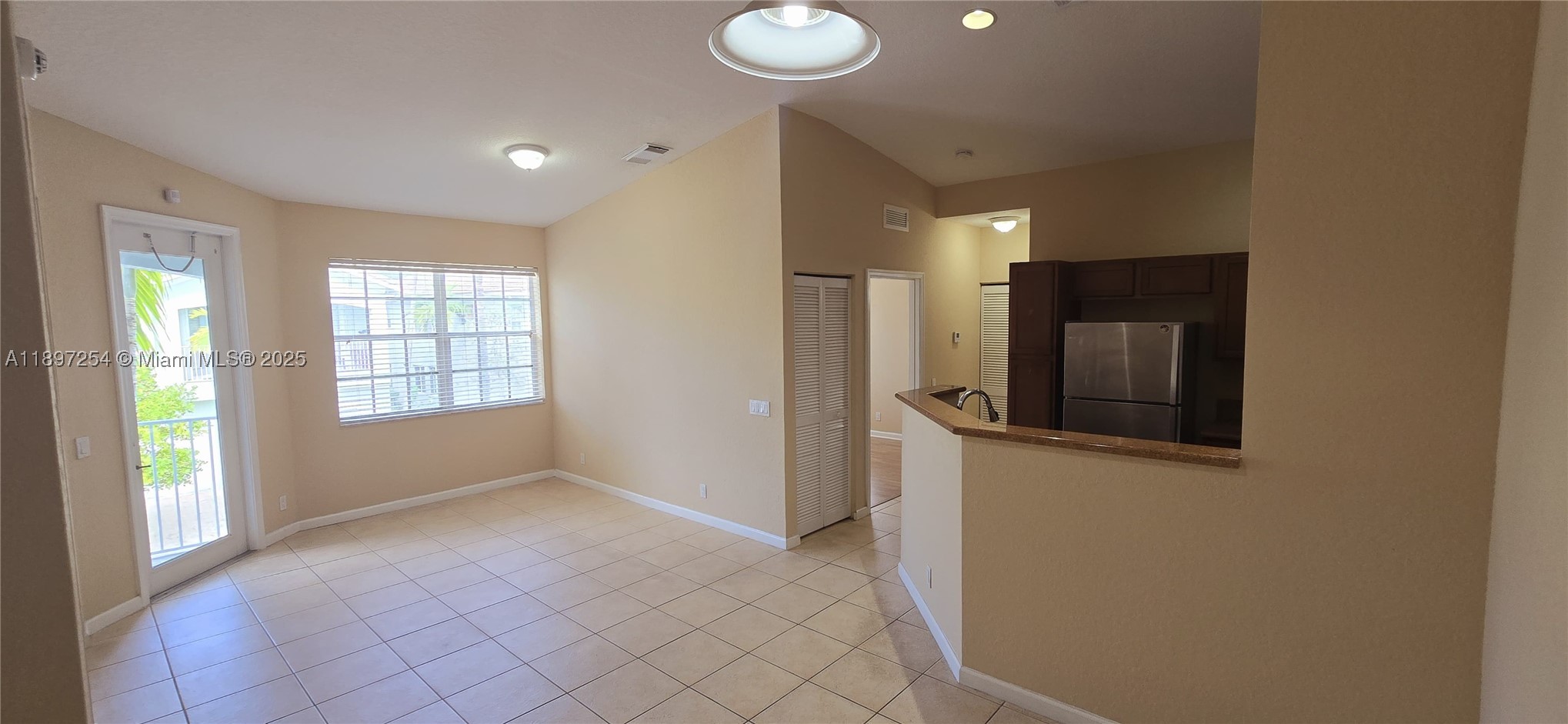 3020 Laurel Ridge Circle, Riviera Beach, FL 33404 — photo 2