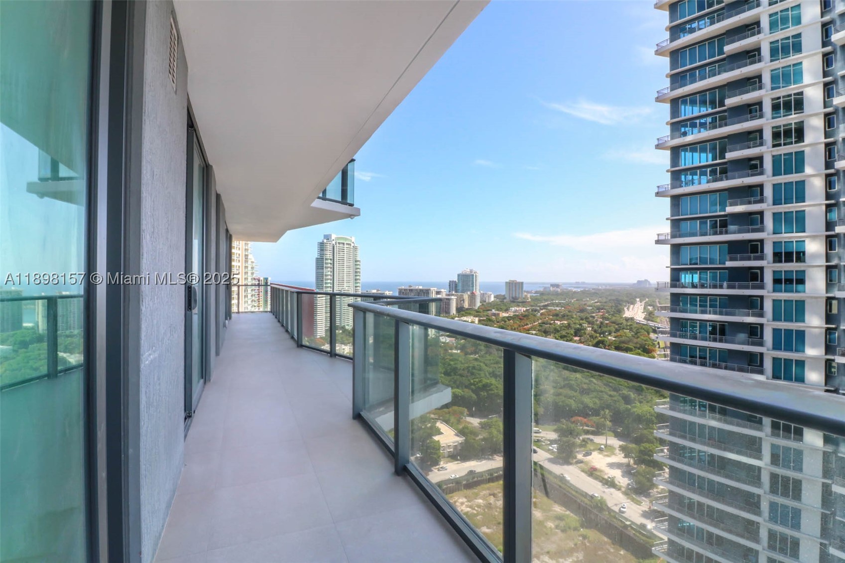 1300 S Miami 2706 — photo