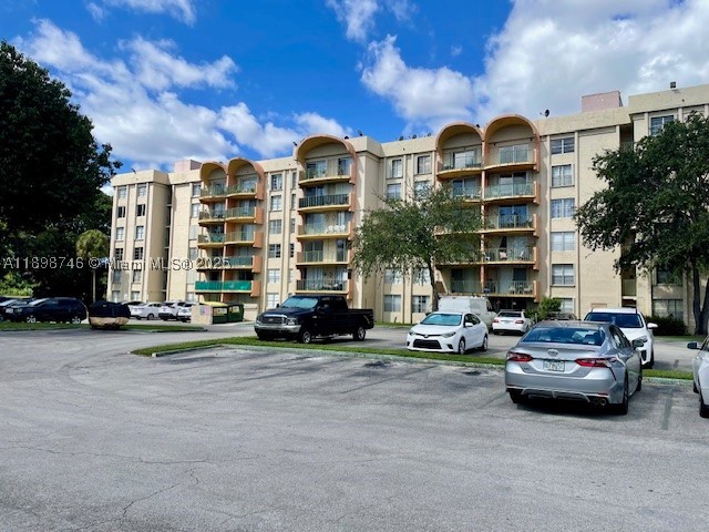 9350 Fontainebleau Blvd 408 — photo