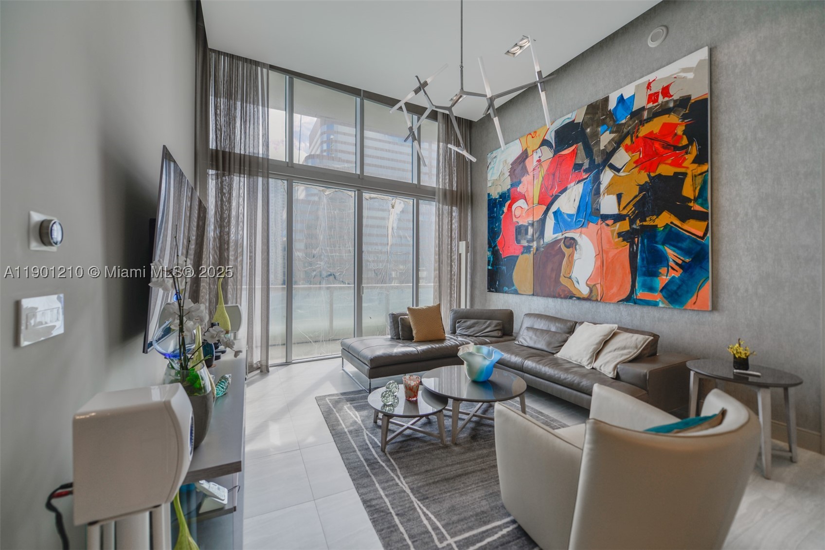 495 Brickell Ave 2211 — photo