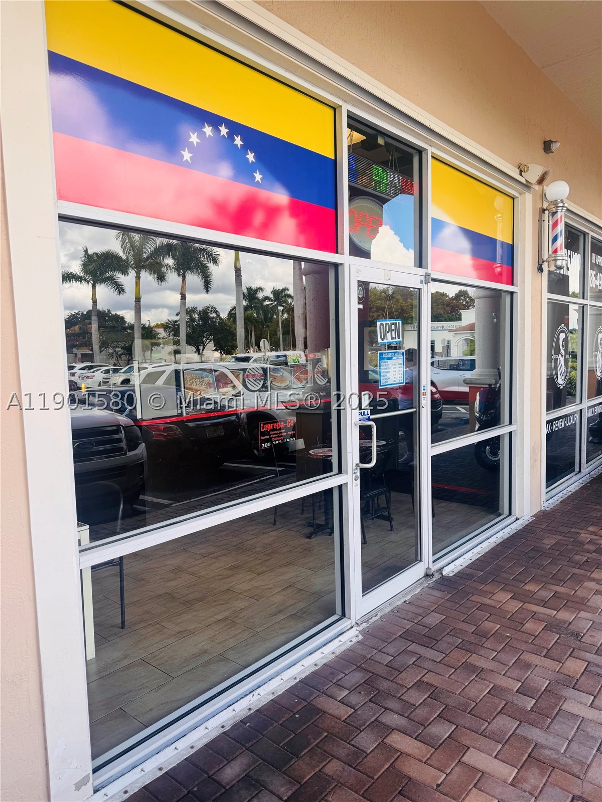 Latin Restaurant For Sale In West Kendall — photo