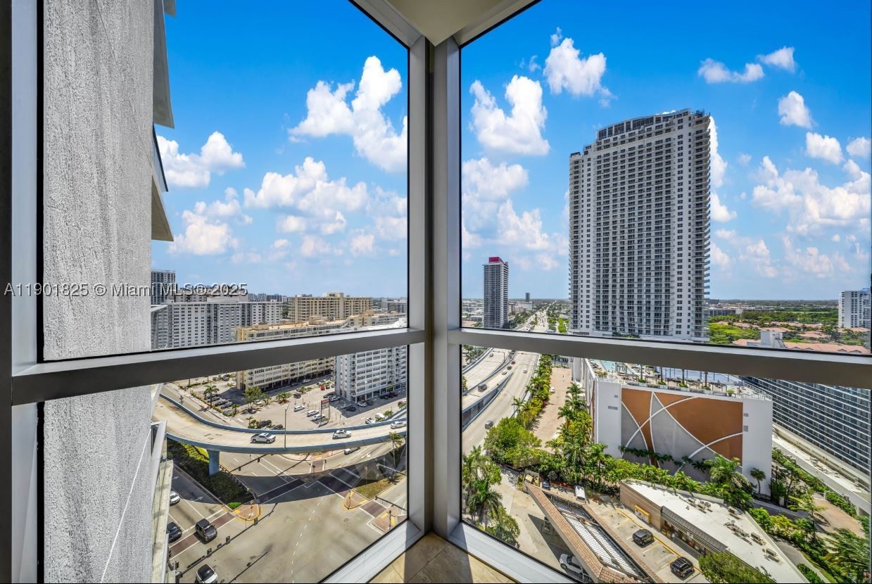 4111 S Ocean Dr 1212 — photo