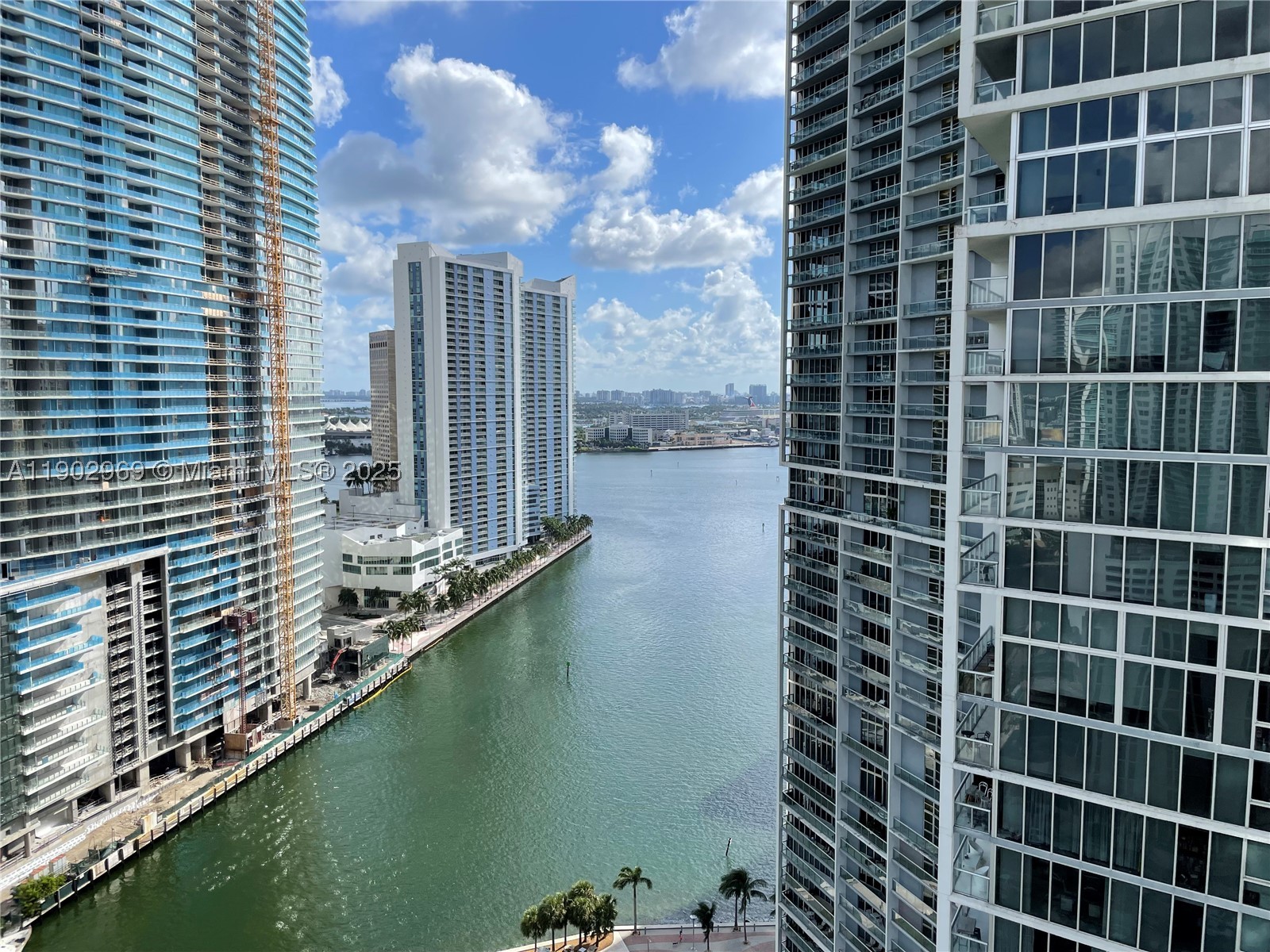 485 Brickell Ave 2602 — photo