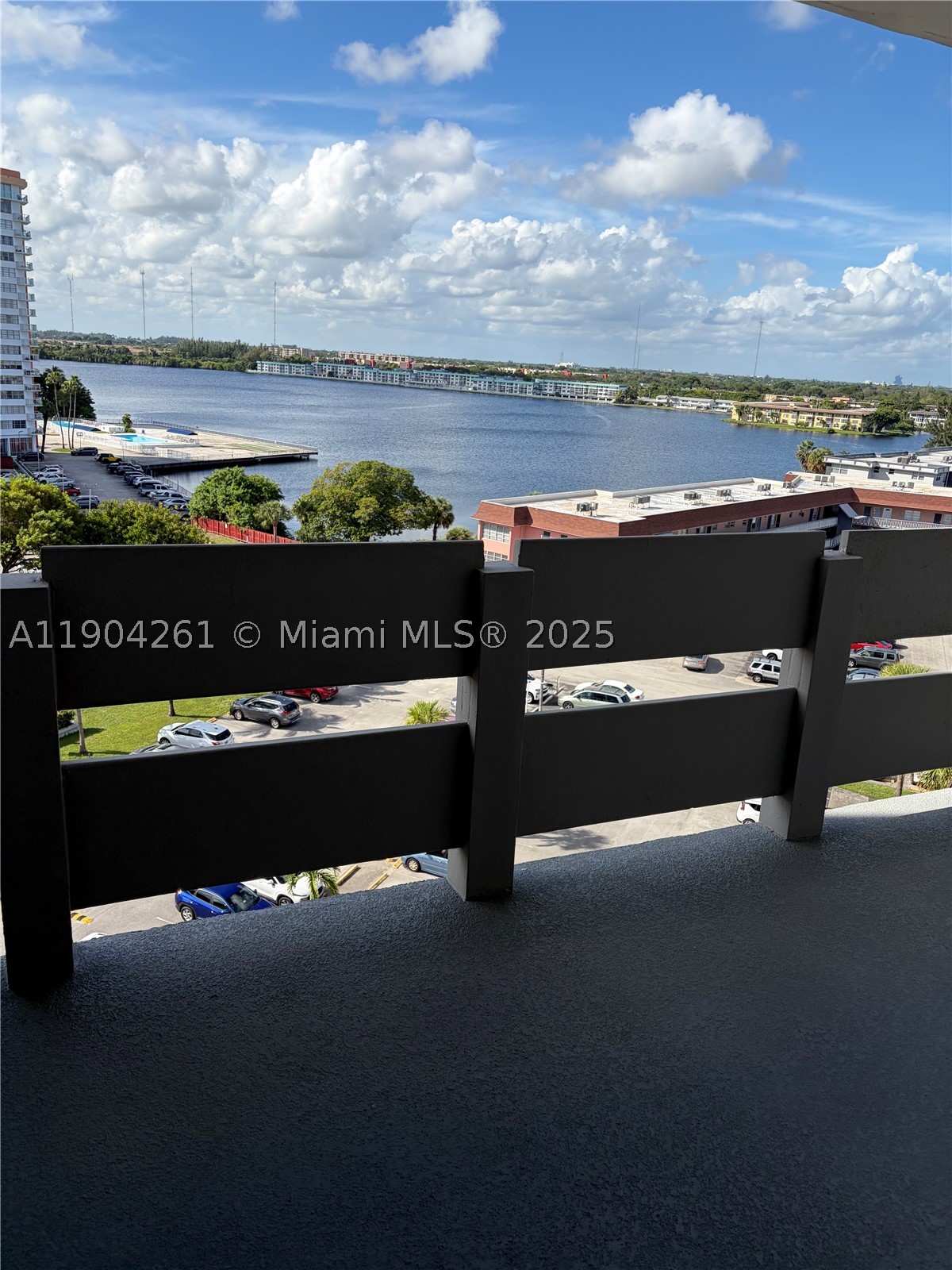 1401 NE Miami Gardens Dr 997 — photo