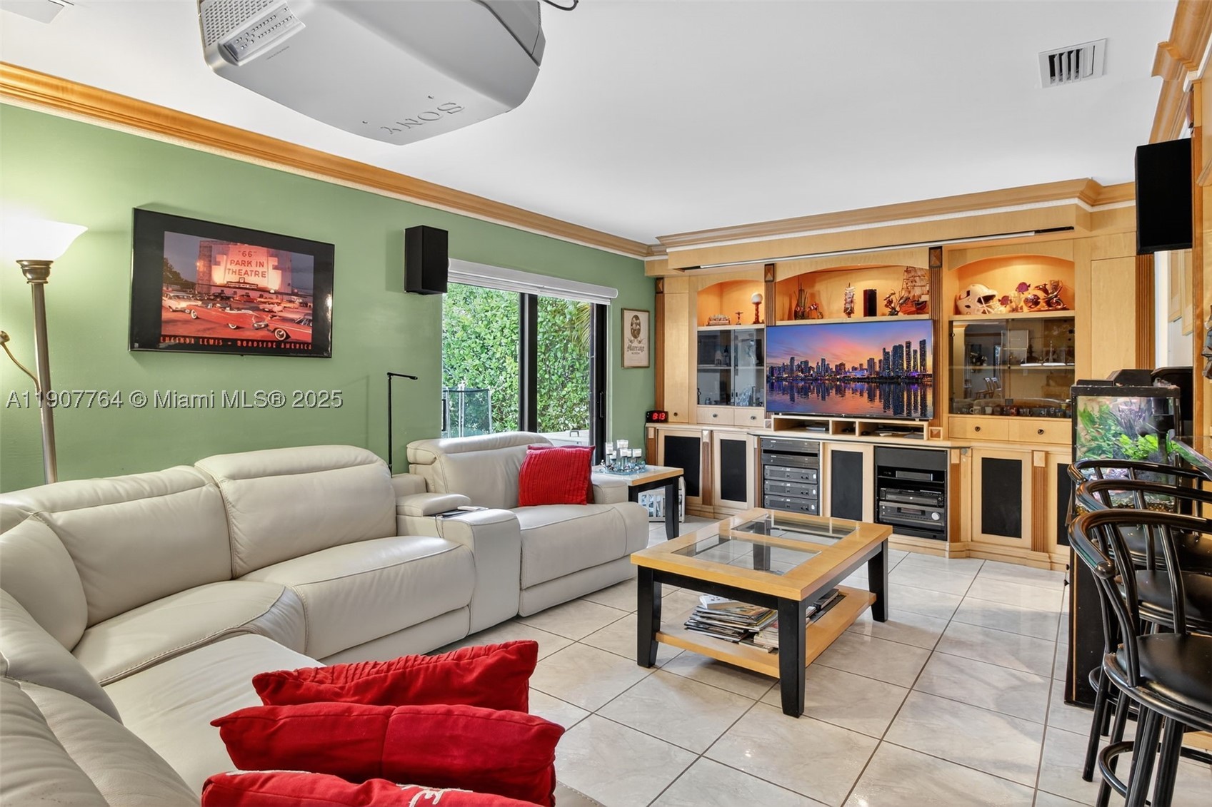 15010 Dunbarton Pl — photo