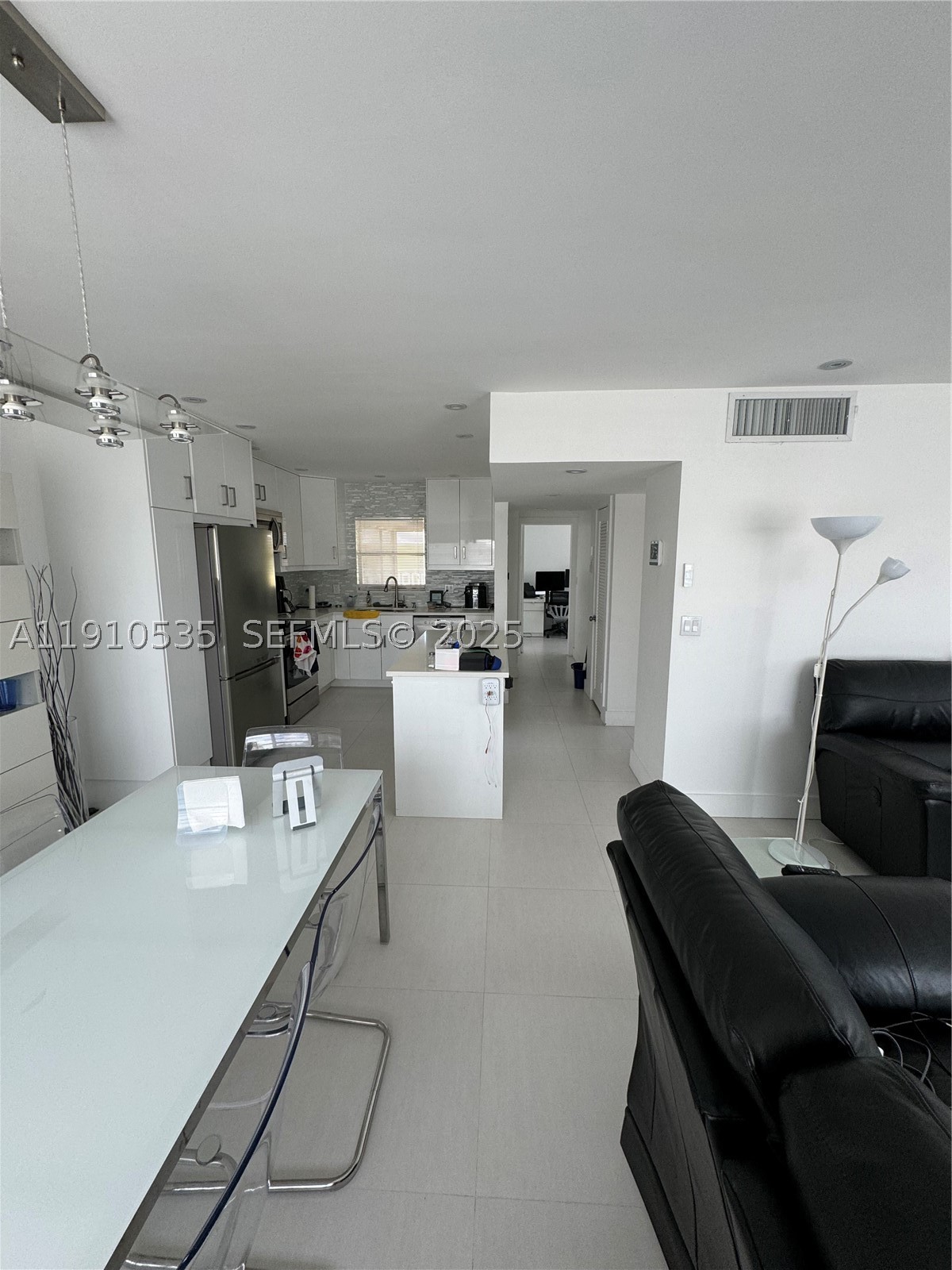 1501 Arthur St 10 — photo