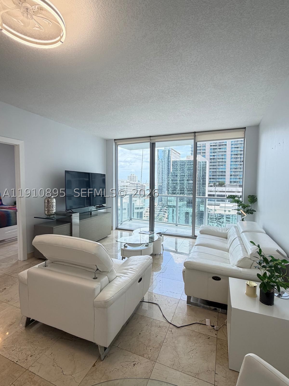 1050 Brickell Ave 1904 — photo