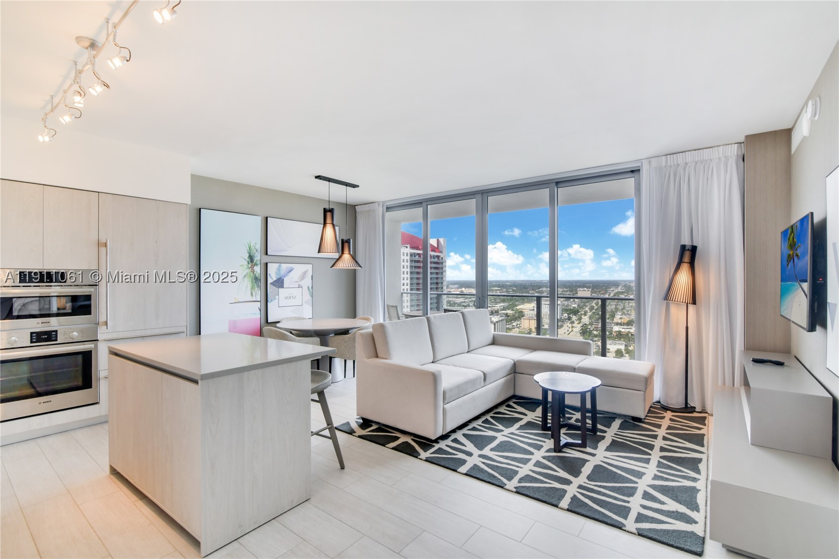 4010 S Ocean Dr R3206 — photo