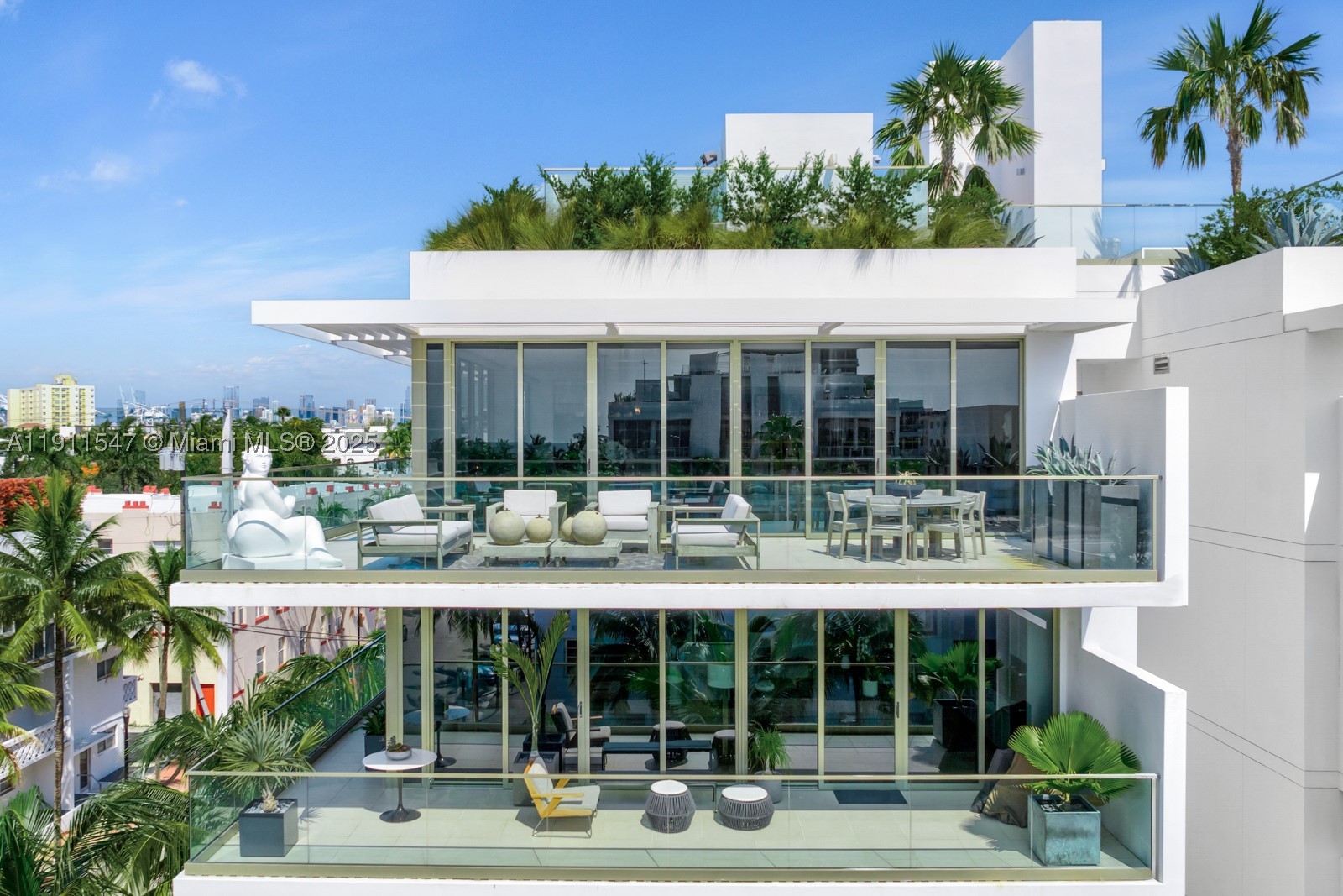 300 Collins Ave Ph3 — photo
