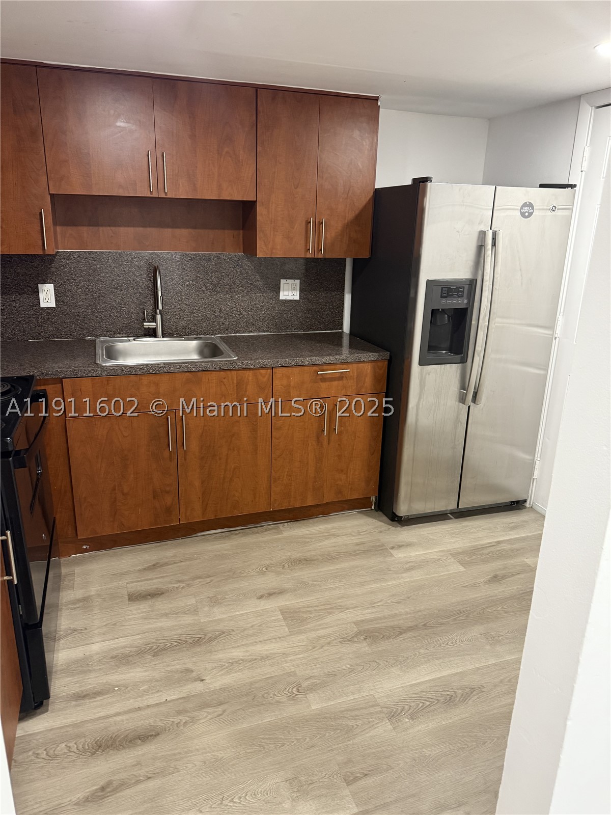 1200 SW 50th Ave 208-3 — photo