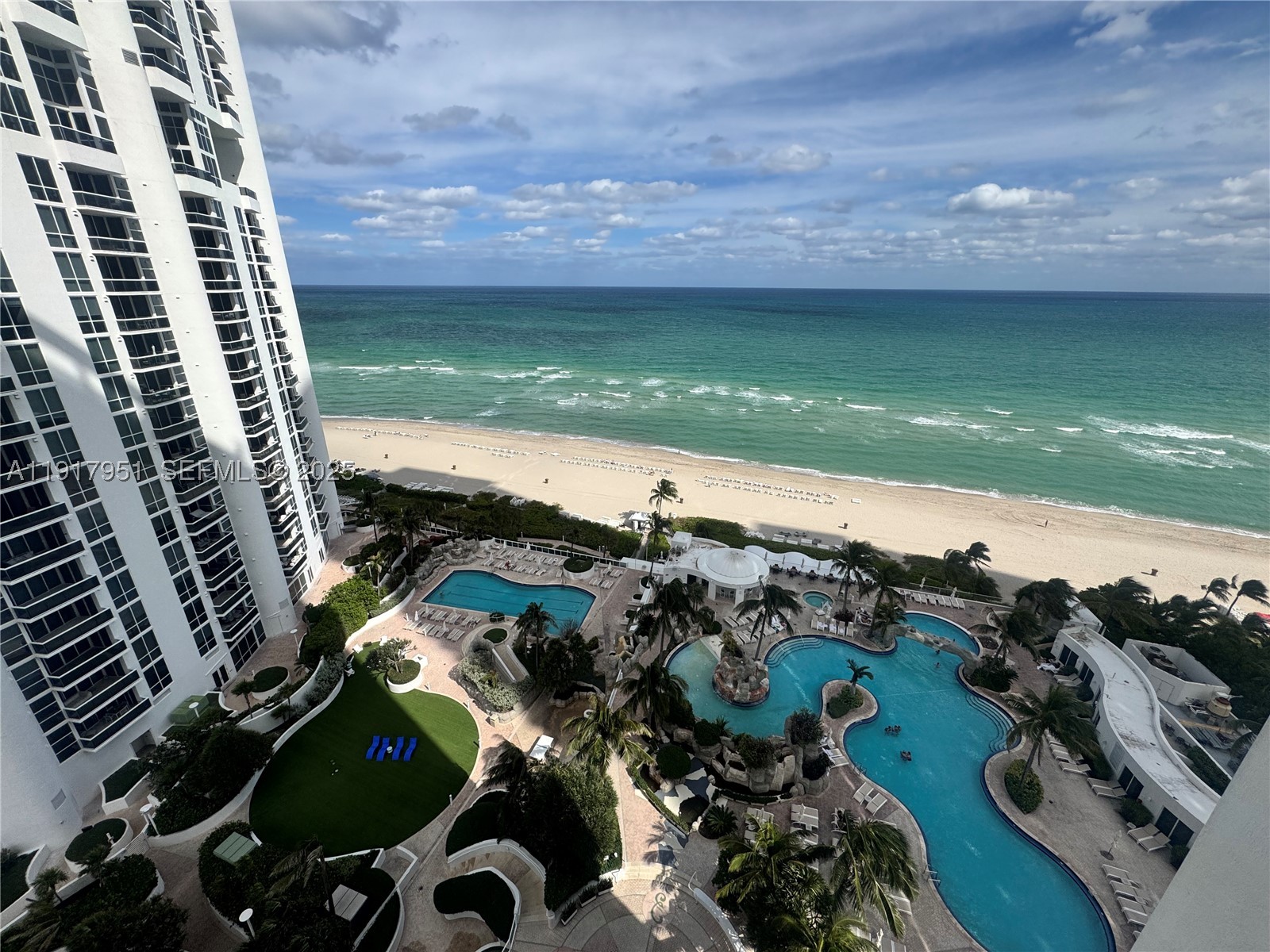 18001 Collins Ave 2107 — photo