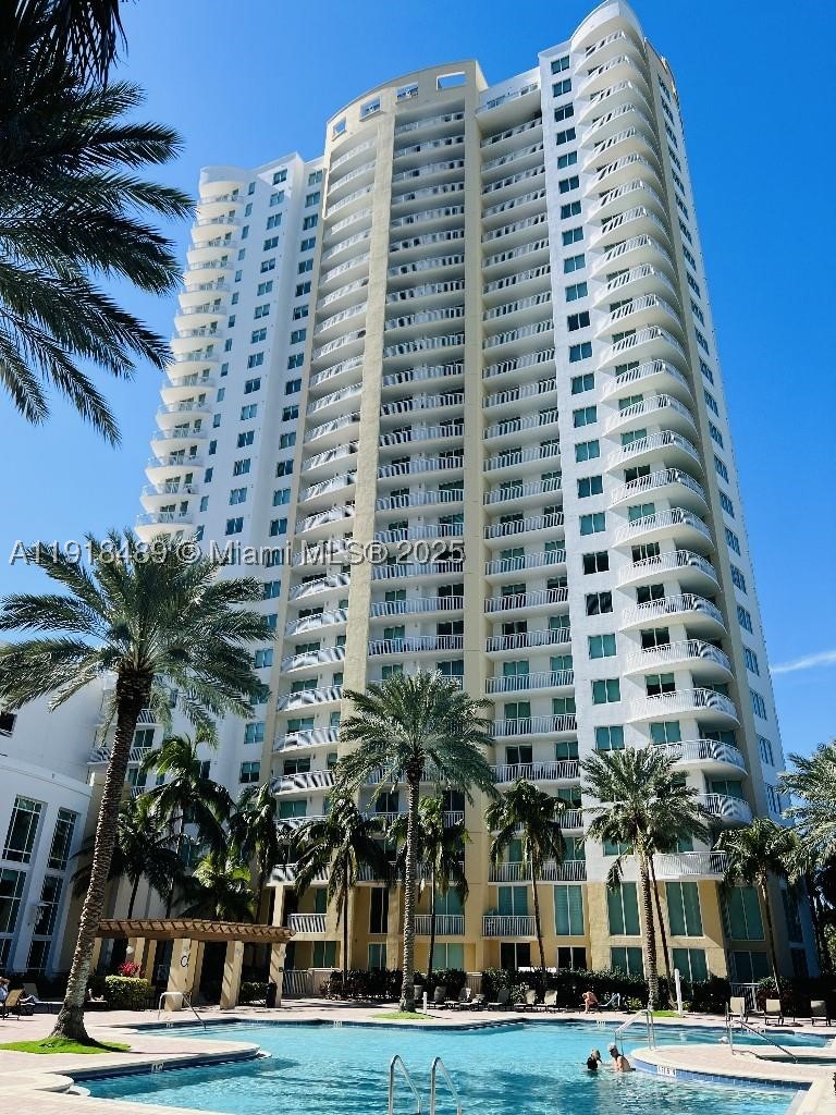 1745 E Hallandale Beach Blvd 1807W — photo