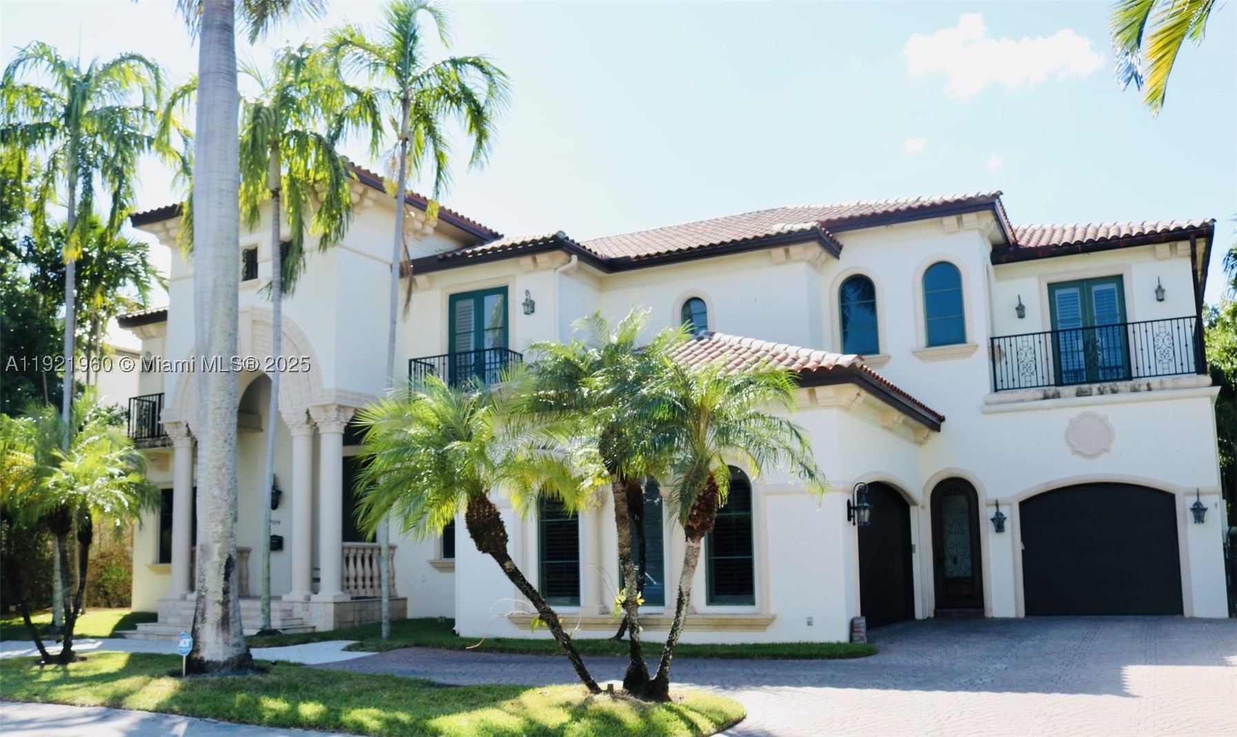 709 Isle Of Palms Dr — photo