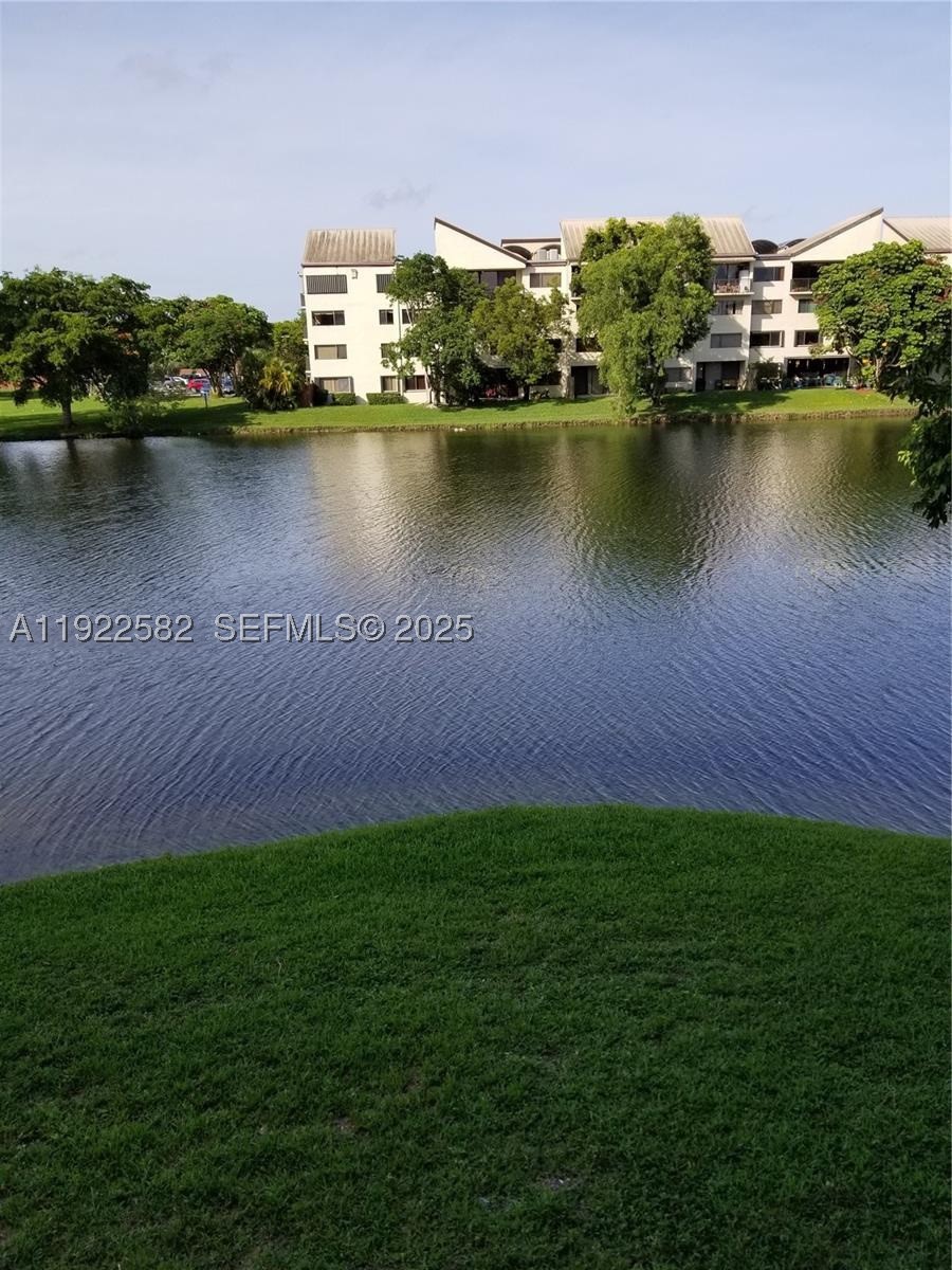 6701 SW 116th Court 203 — photo