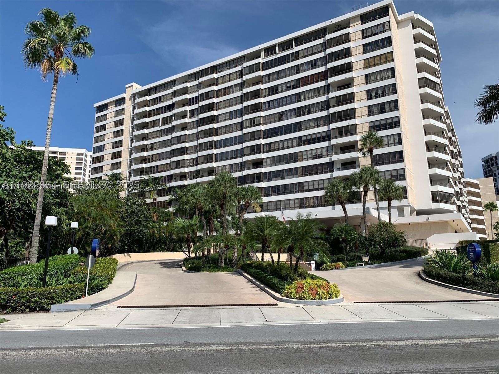 500 Three Islands Blvd 307 — photo