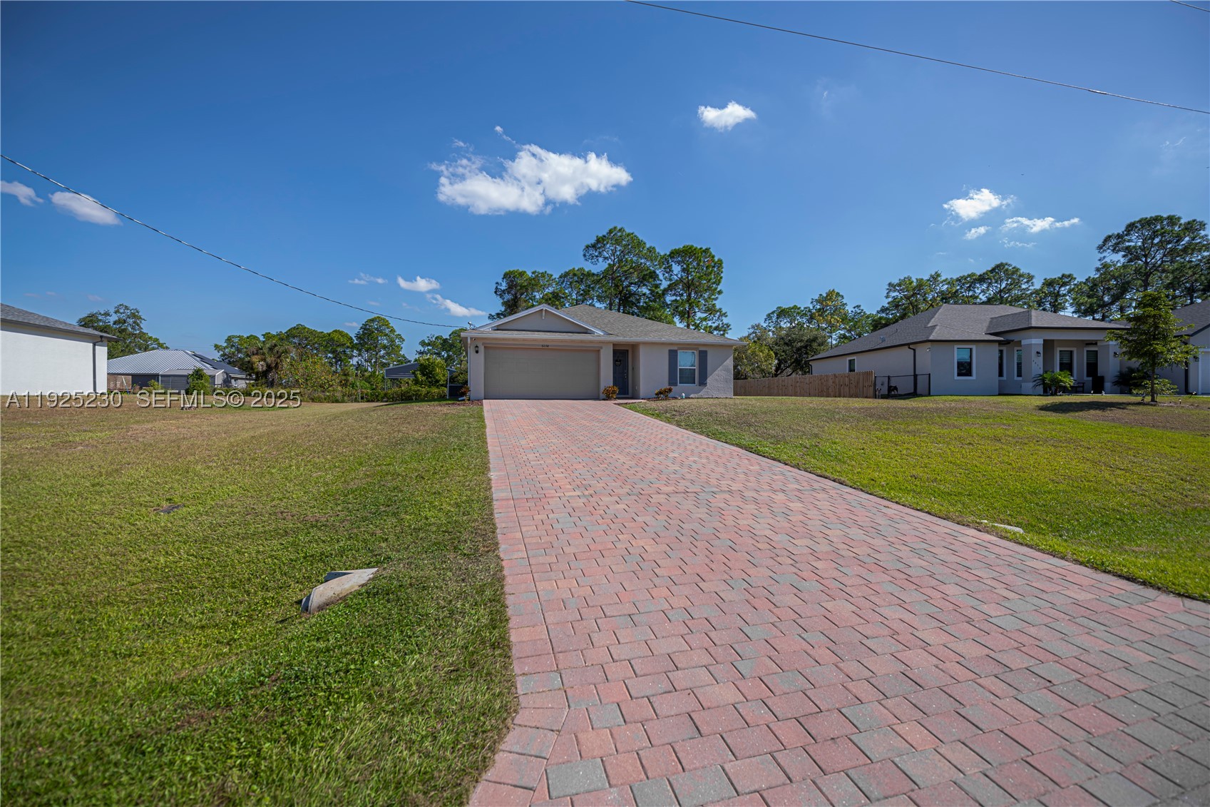 6058 S Moss Circle — photo
