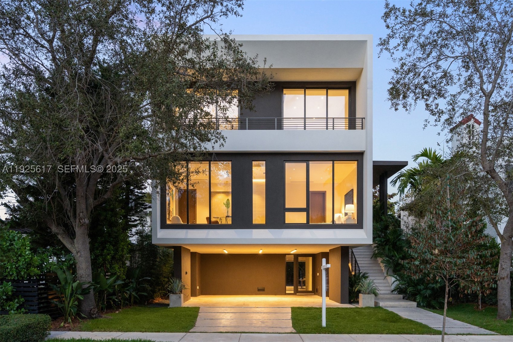 3551 Crystal Ct — photo