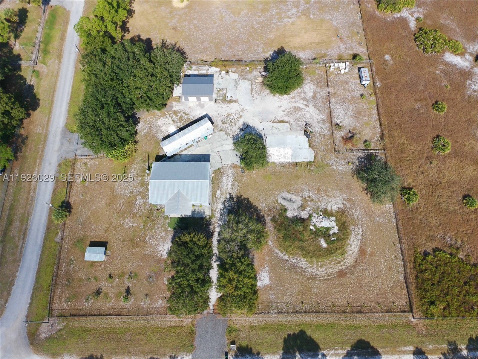 527 Perimeter Road, Clewiston, FL 33440 — photo 3