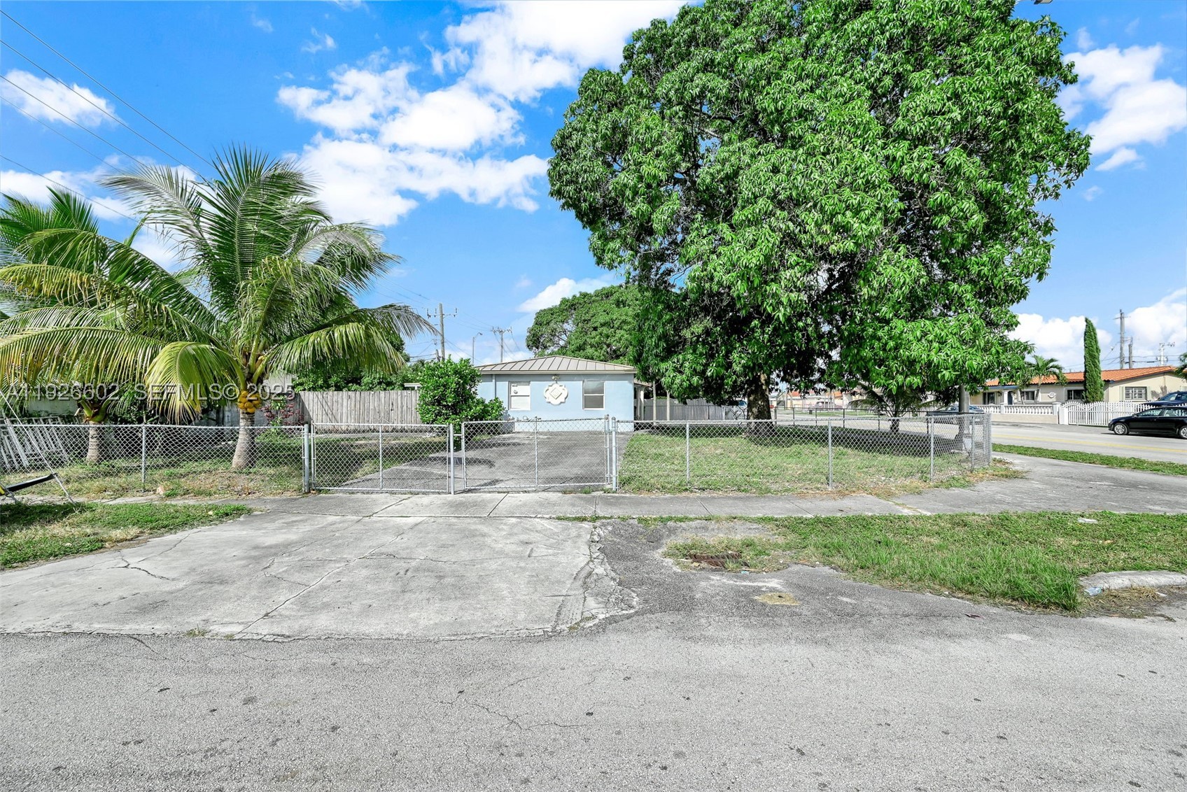 4020 E 10th Avenue, Hialeah, FL 33013 — photo 3