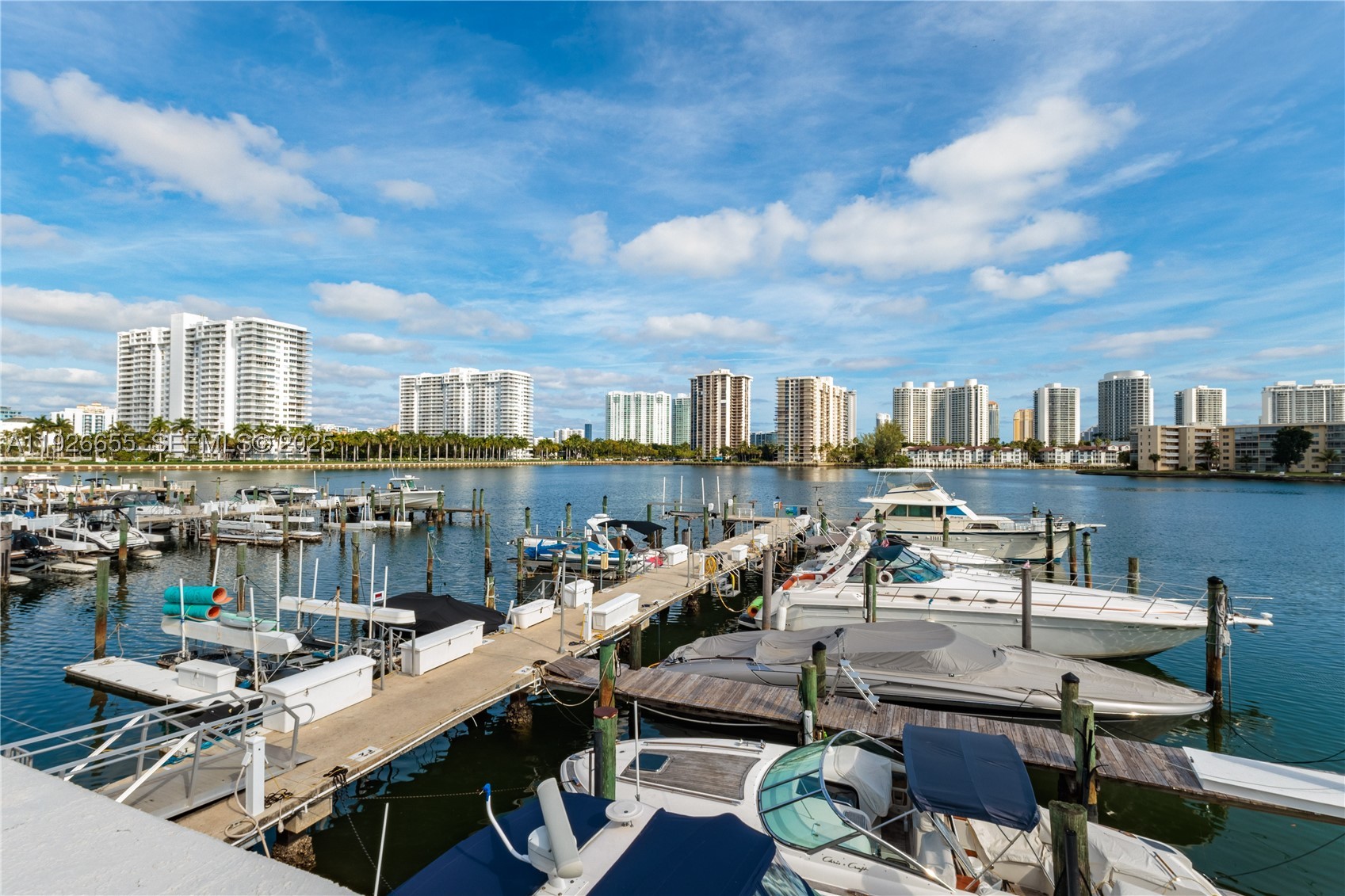 18011 Biscayne Blvd 1501 — photo