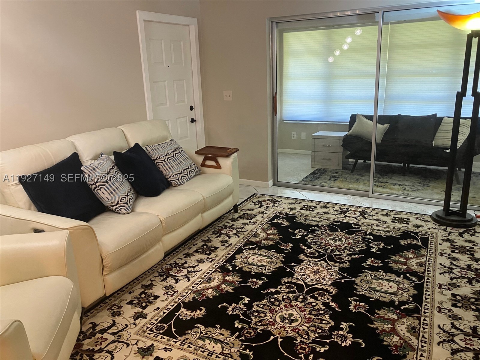 5174 Lakefront Blvd C — photo