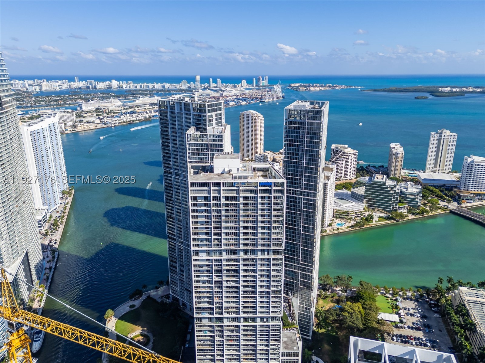 495 Brickell Ave 2405 — photo