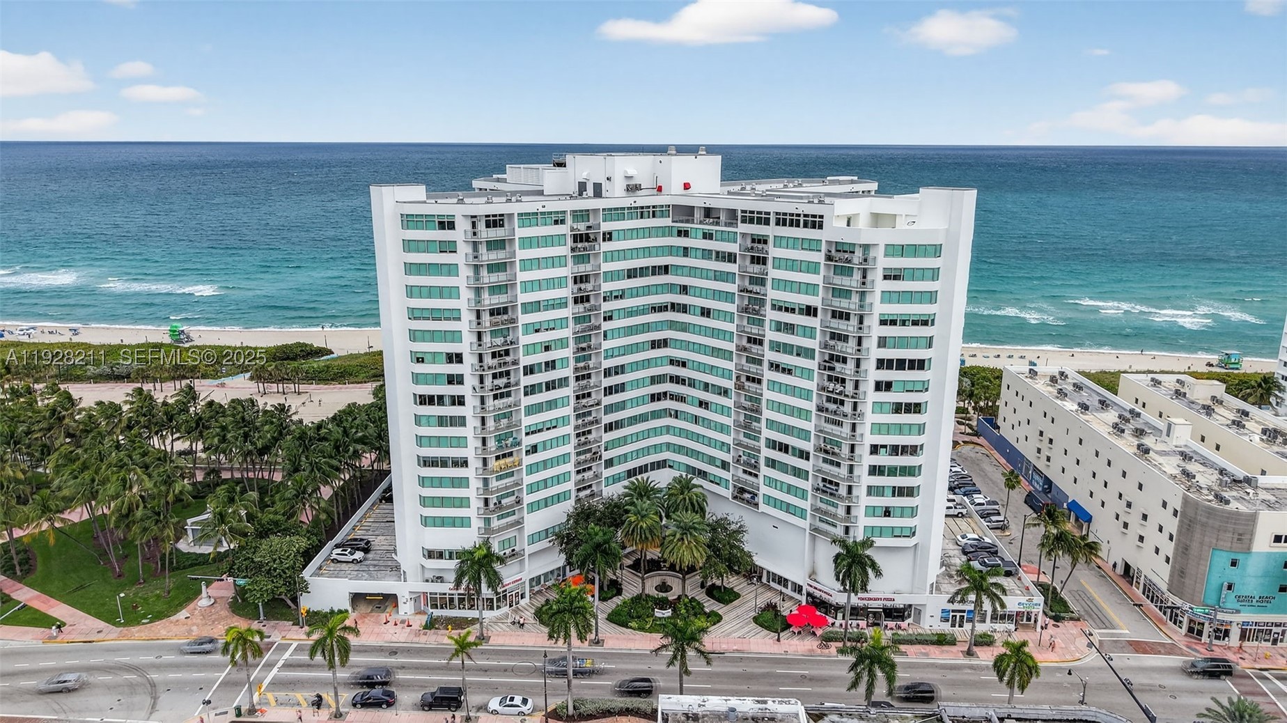 7135 Collins Ave 1015 — photo