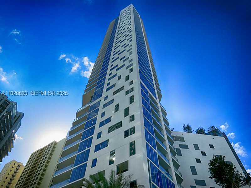 1300 Brickell Bay Dr 1100 — photo