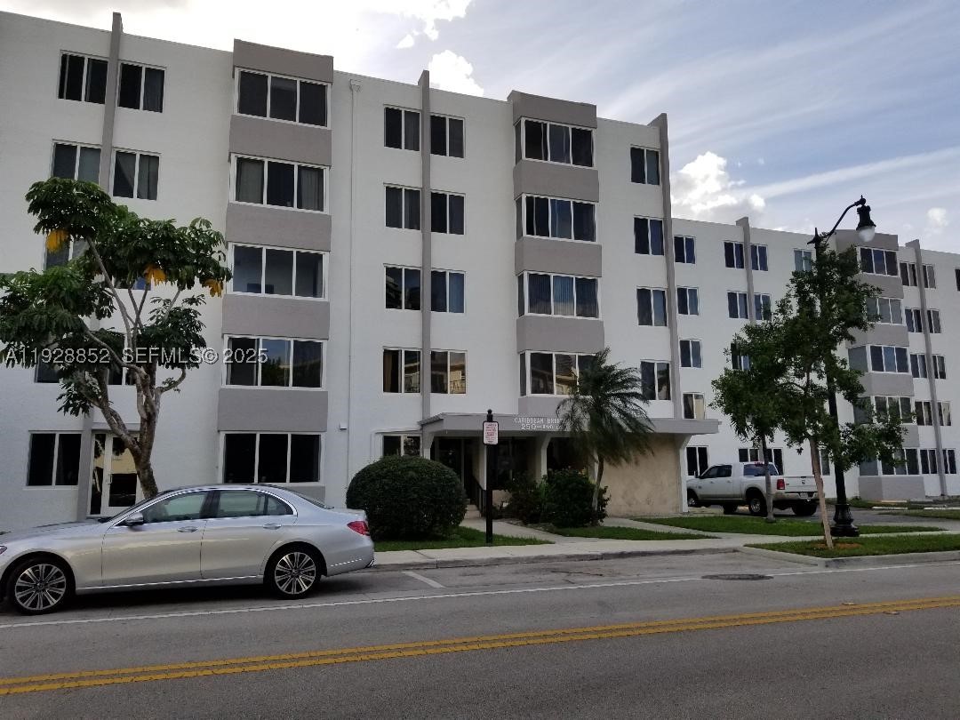250 180th Dr 159 — photo
