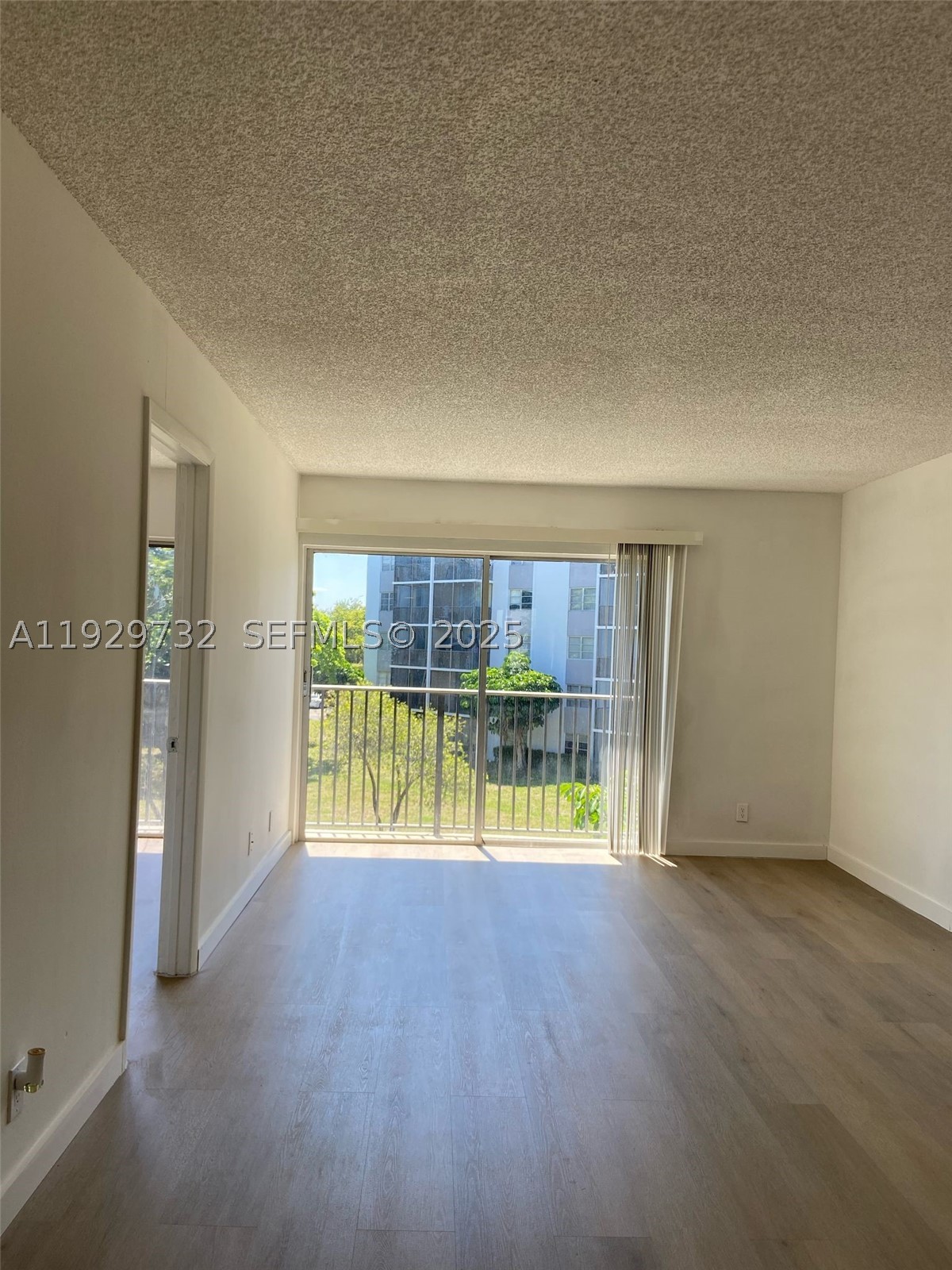 8740 N Sherman Cir 305 — photo