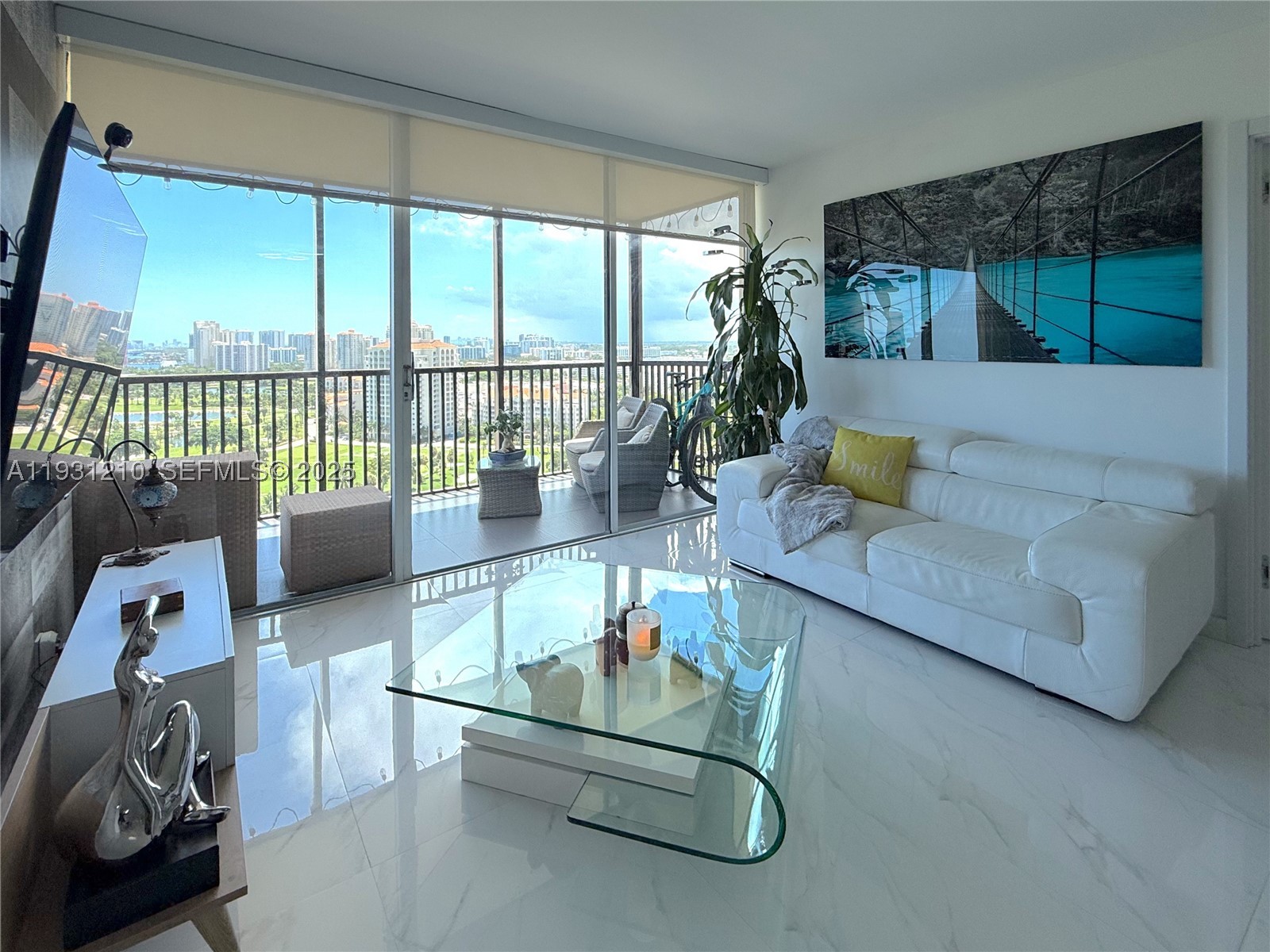 20379 W Country Club Dr 2334 — photo