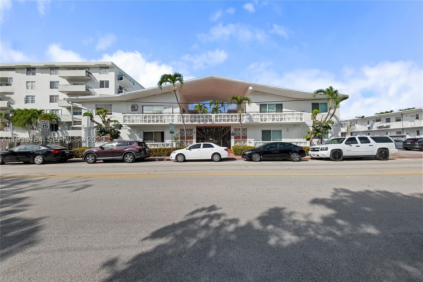 8040 Tatum Waterway Dr 11 — photo