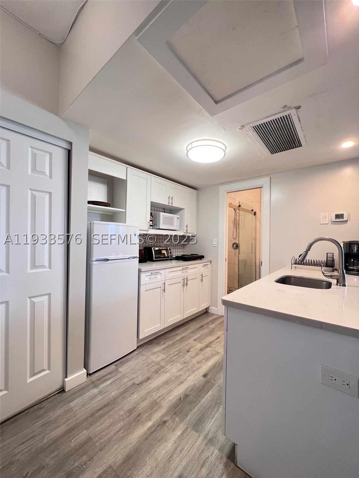 26 Diplomat Pkwy 2308 — photo