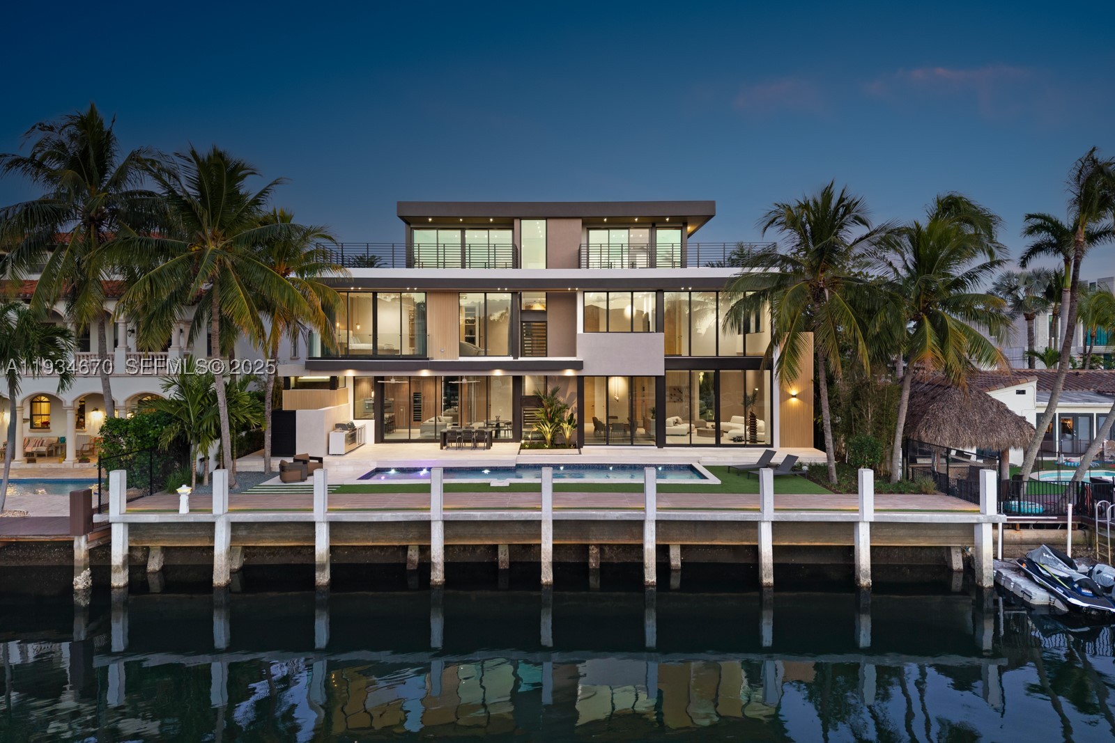 641 Flamingo Dr — photo