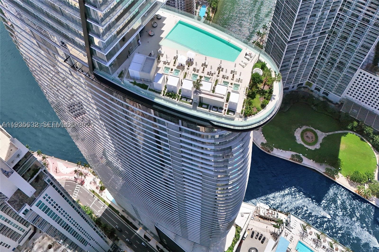 300 Biscayne Blvd Way 3704C — photo