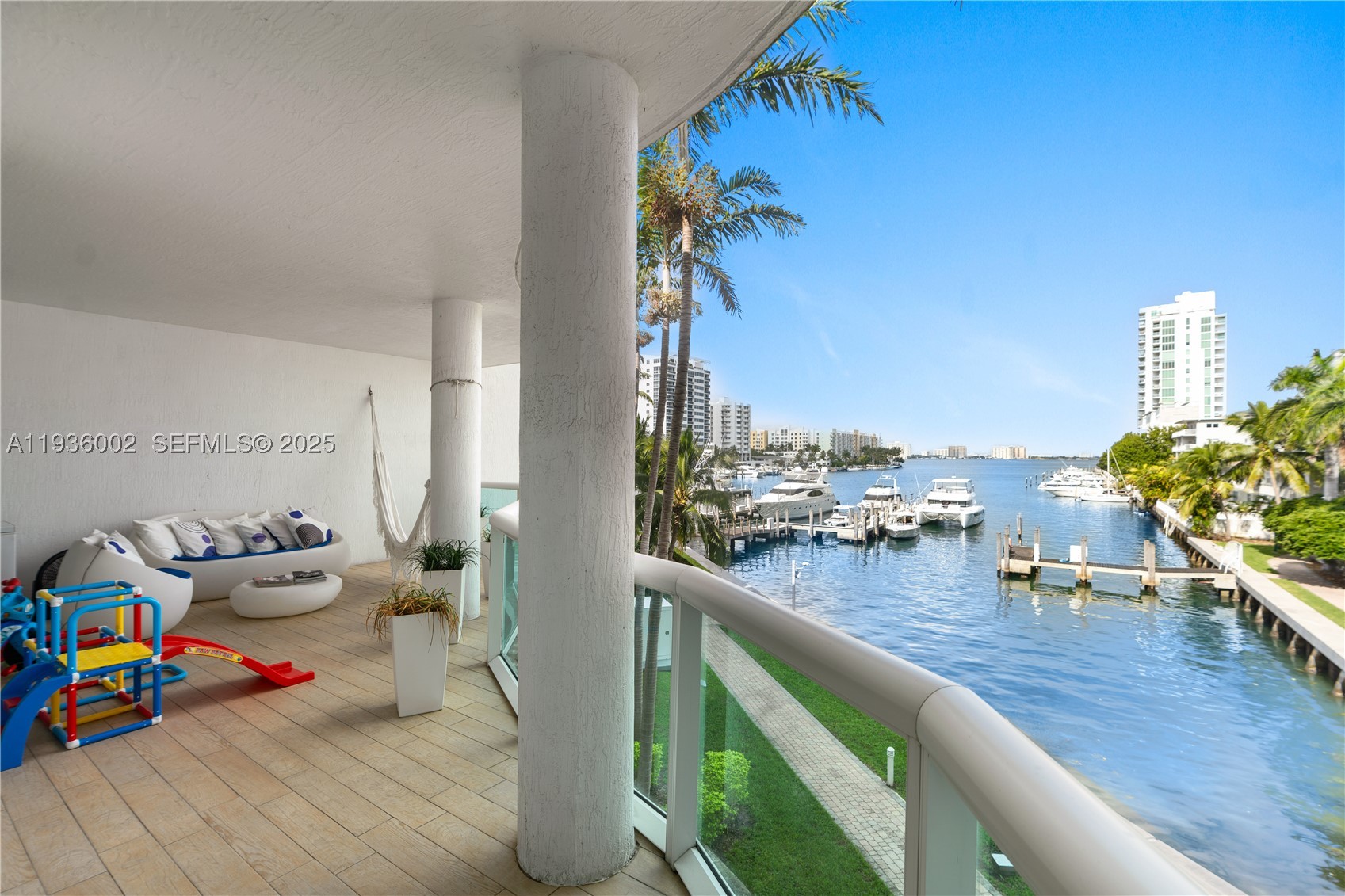 7918 Harbor Island Dr 212 — photo