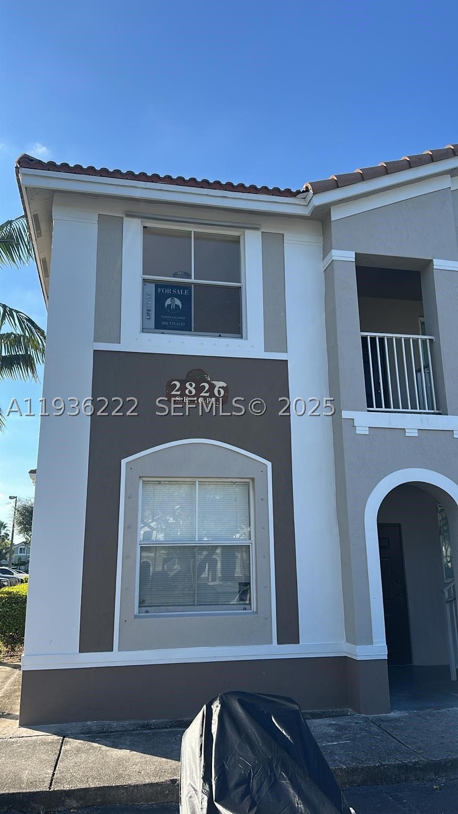 2826 SE 16th Pl 203 — photo