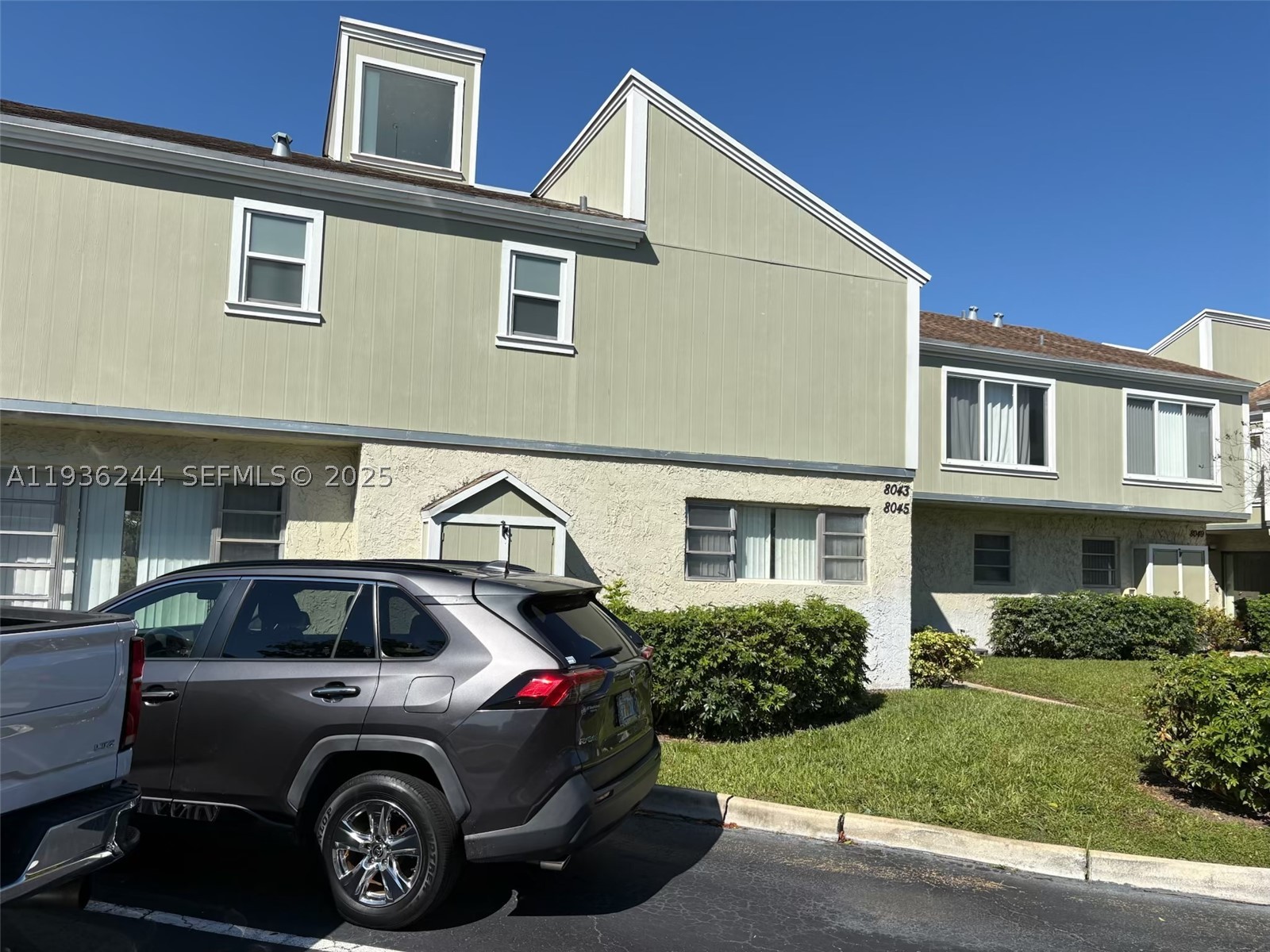 8043 Lagos De Campo Blvd F-3 — photo